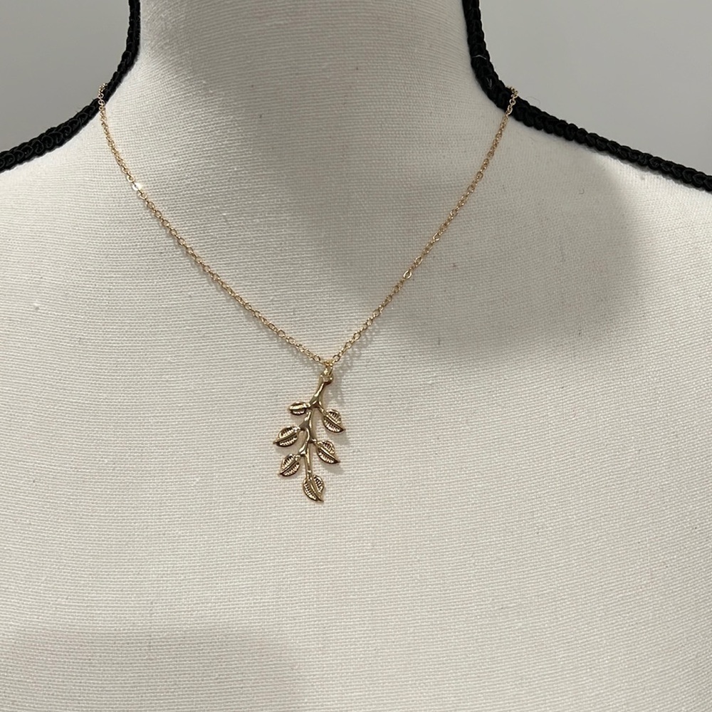 Fashion necklace